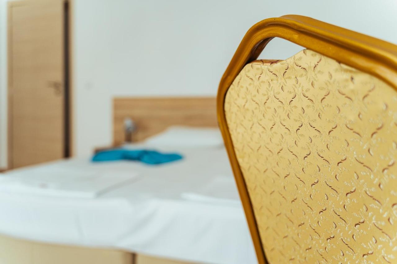 קיטן Hotel Elitza מראה חיצוני תמונה